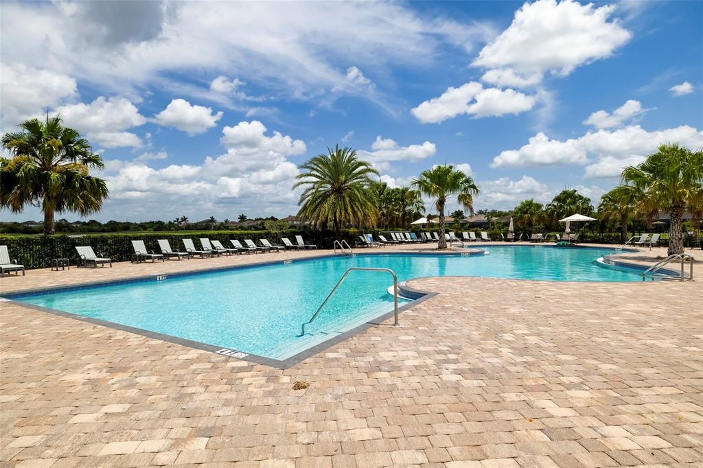 Image 71 of property listing at 17927 POLO TRAIL, Bradenton, FL 34211