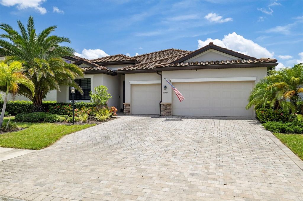 Image 72 of property listing at 17927 POLO TRAIL, Bradenton, FL 34211