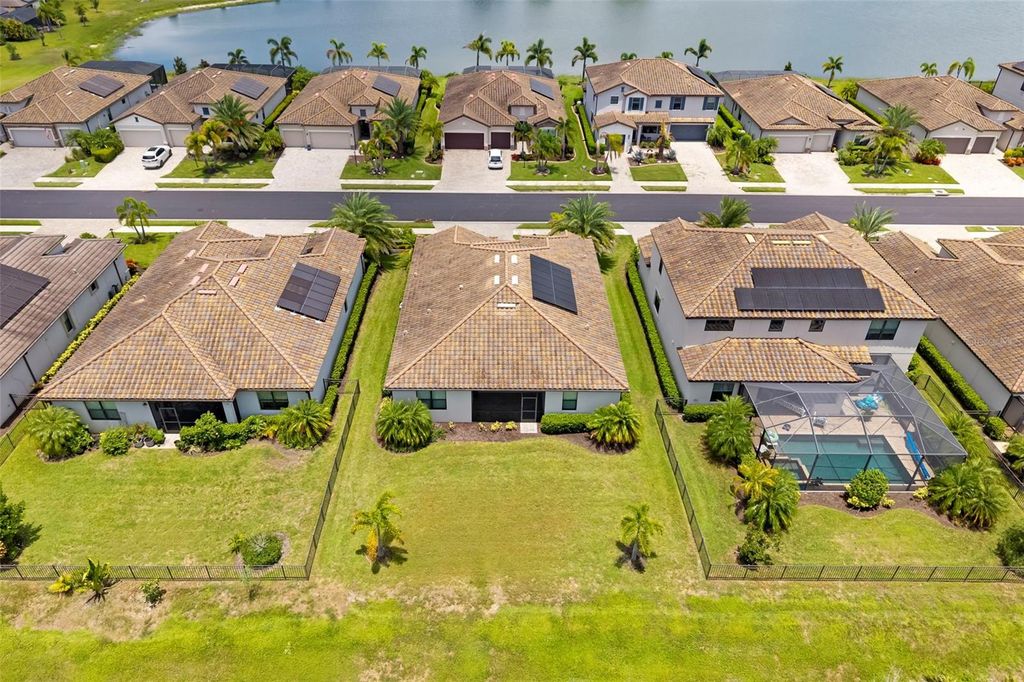 Image 74 of property listing at 17927 POLO TRAIL, Bradenton, FL 34211