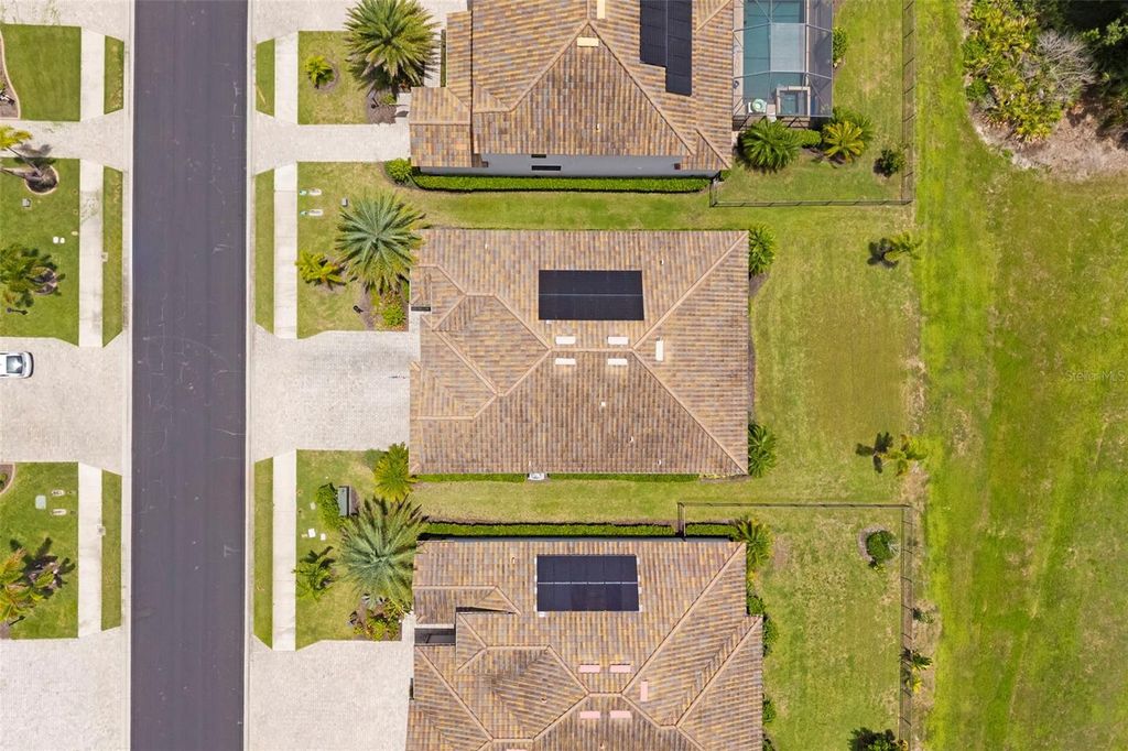 Image 76 of property listing at 17927 POLO TRAIL, Bradenton, FL 34211