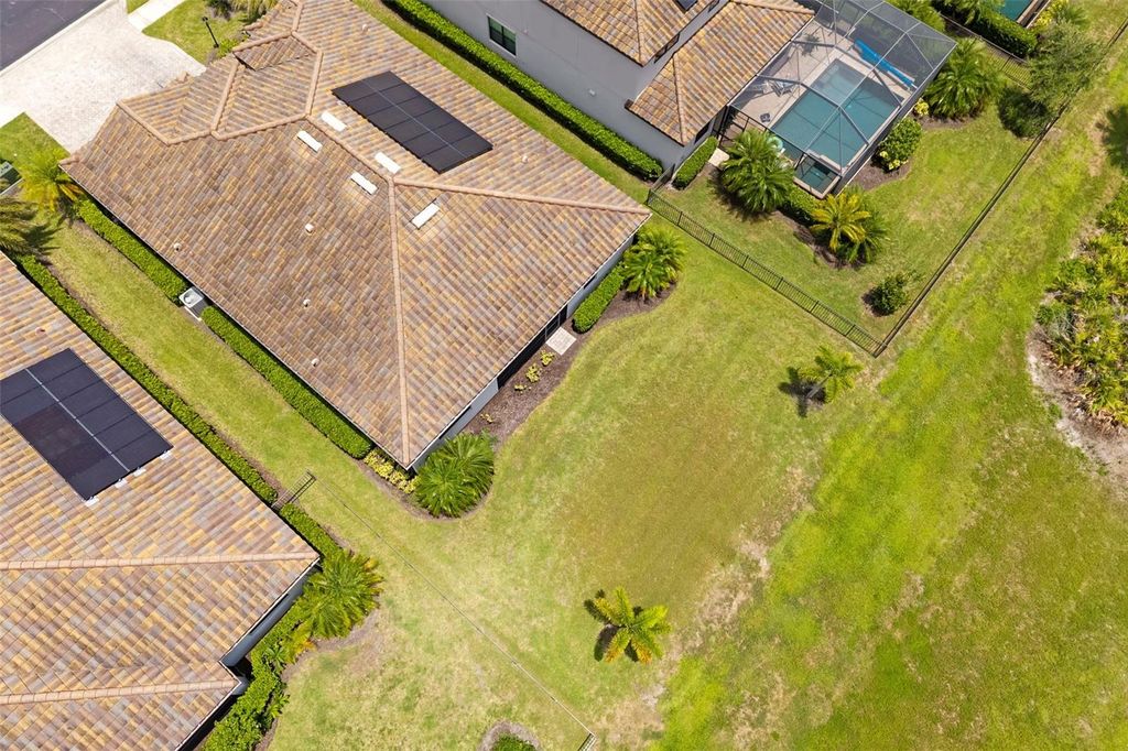 Image 77 of property listing at 17927 POLO TRAIL, Bradenton, FL 34211