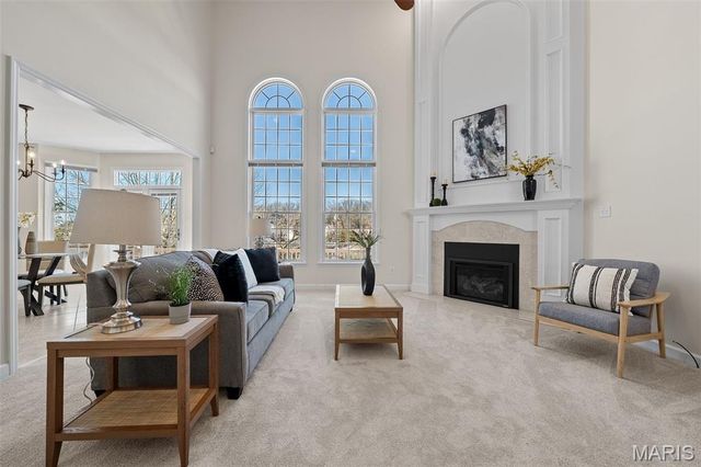 9583 E Vista Drive, Hillsboro, MO 63050