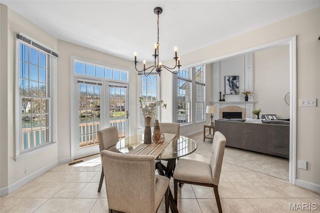 9583 E Vista Drive, Hillsboro, MO 63050