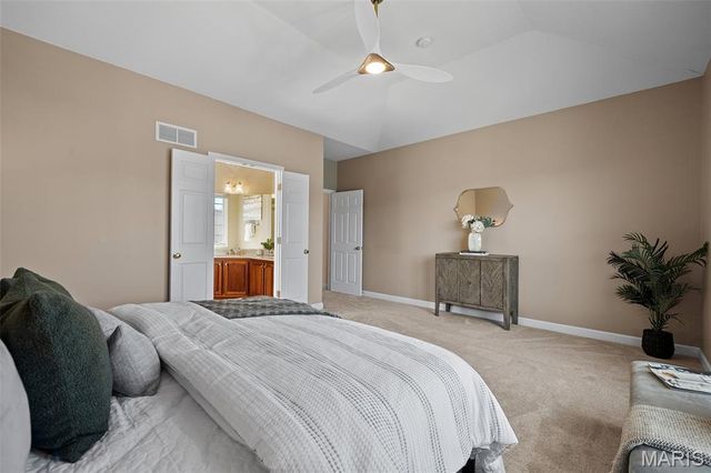 9583 E Vista Drive, Hillsboro, MO 63050