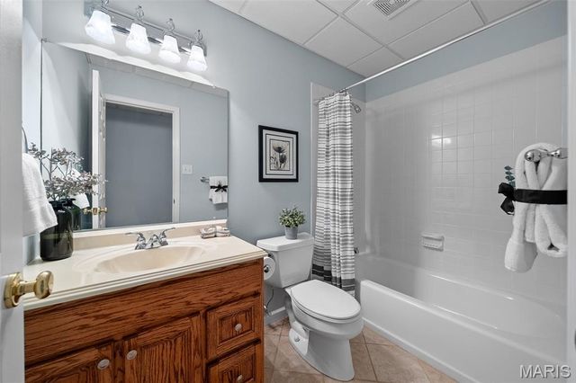 9583 E Vista Drive, Hillsboro, MO 63050