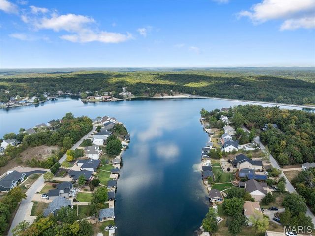 9583 E Vista Drive, Hillsboro, MO 63050