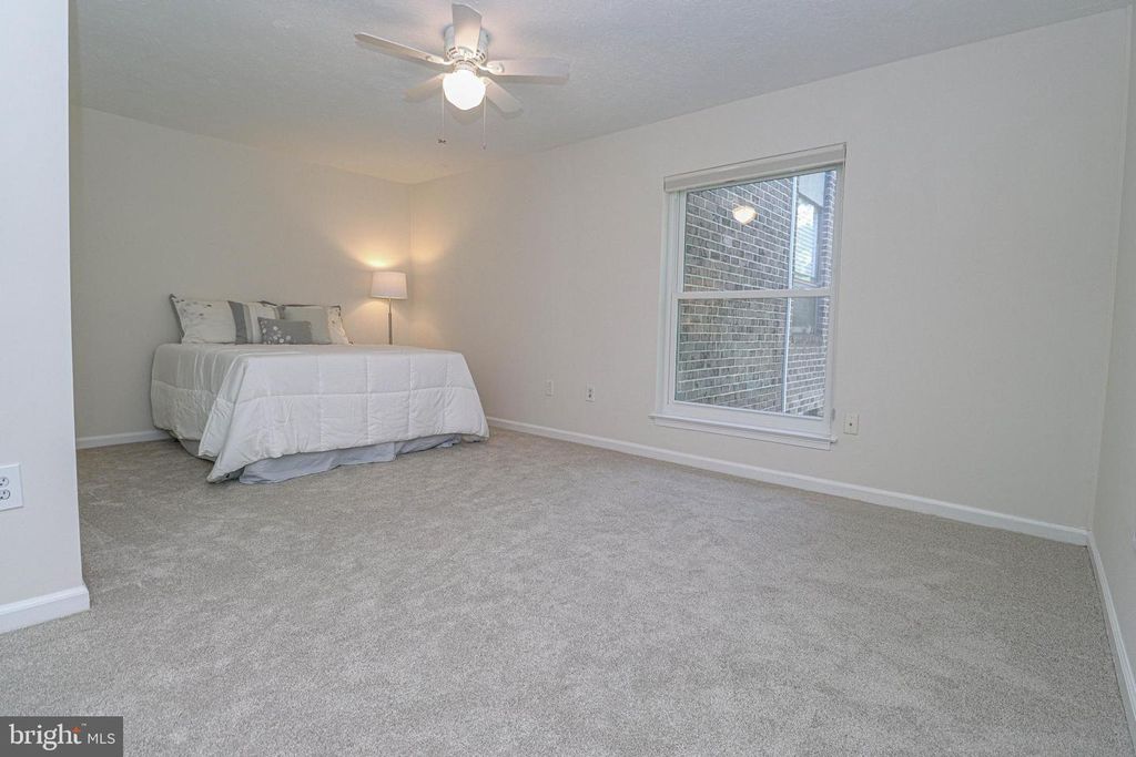 Image 24 of property listing at 140 GEORGETOWN RD #10, Annapolis, MD 21403
