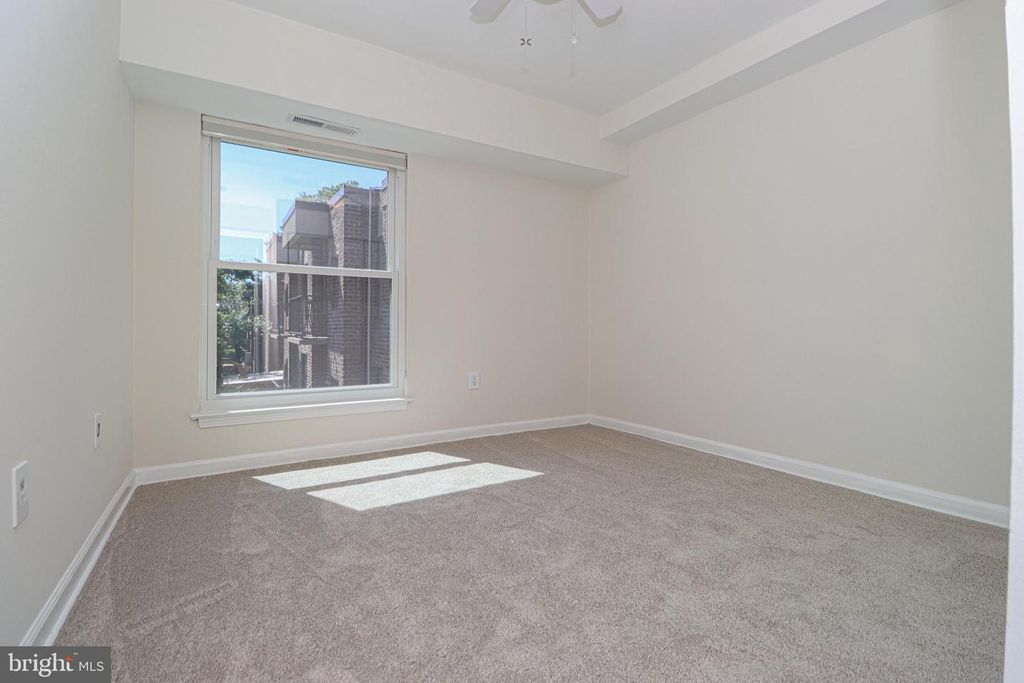 Image 30 of property listing at 140 GEORGETOWN RD #10, Annapolis, MD 21403