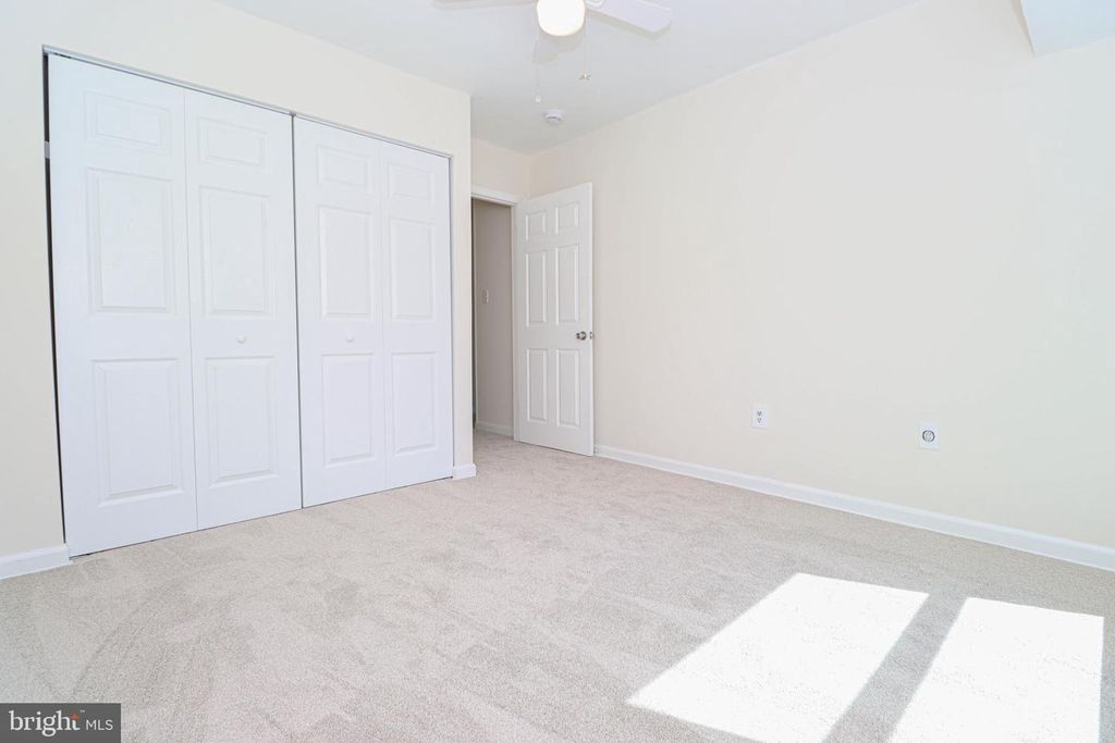 Image 32 of property listing at 140 GEORGETOWN RD #10, Annapolis, MD 21403