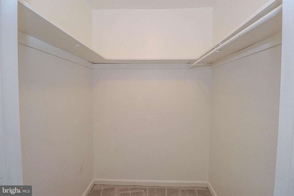 Image 38 of property listing at 140 GEORGETOWN RD #10, Annapolis, MD 21403