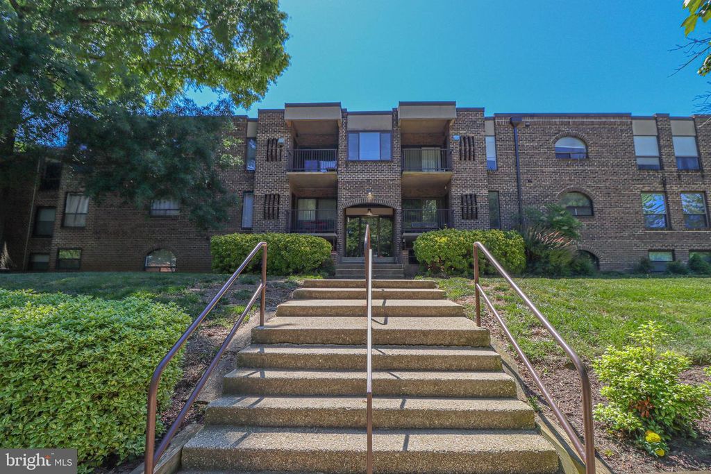 Image 39 of property listing at 140 GEORGETOWN RD #10, Annapolis, MD 21403