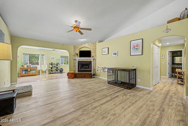 15207 E SHOOT OUT Plaza, Fountain Hills, AZ 85268