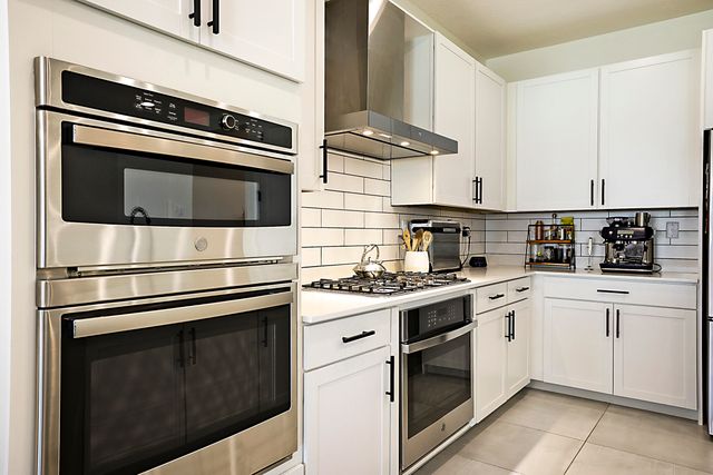 19199 Rolling Acres Road, Loxahatchee, FL 33470