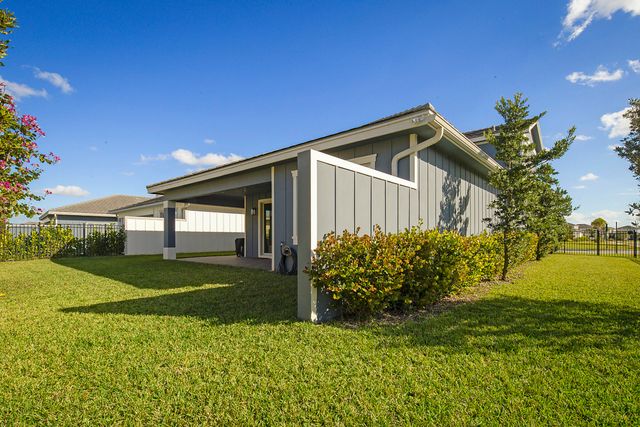 19199 Rolling Acres Road, Loxahatchee, FL 33470