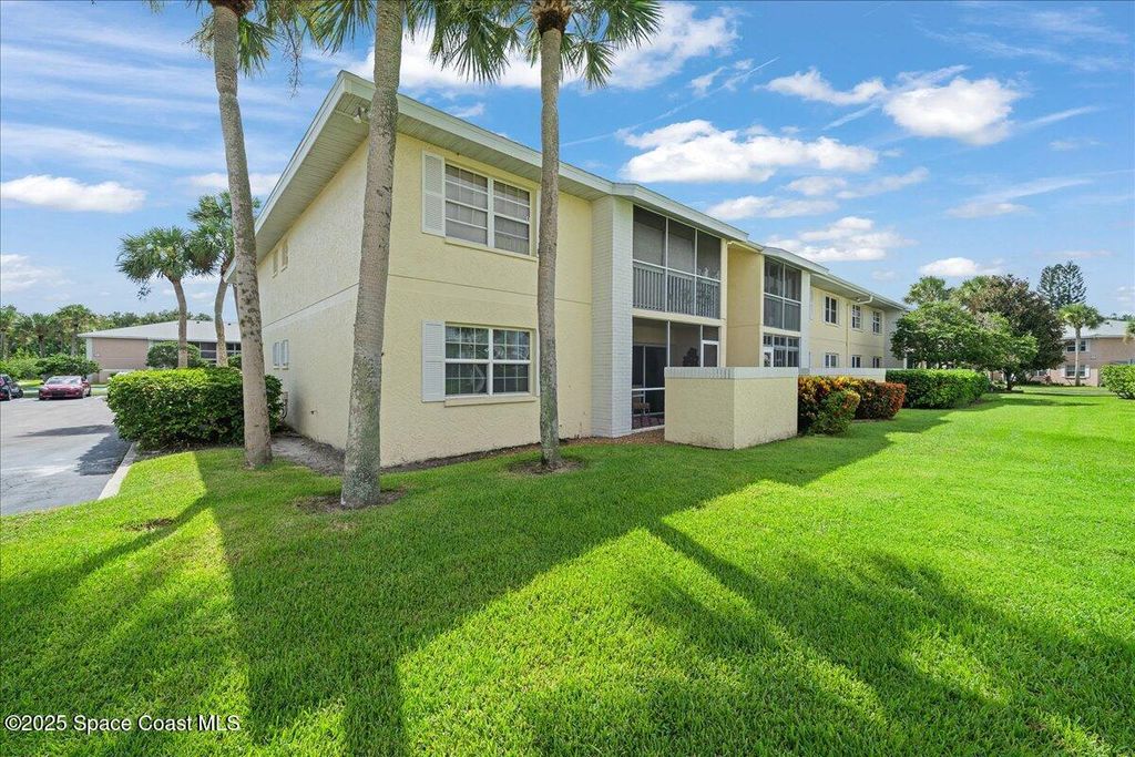 963 Sonesta Avenue NE, 107, Palm Bay, FL 32905