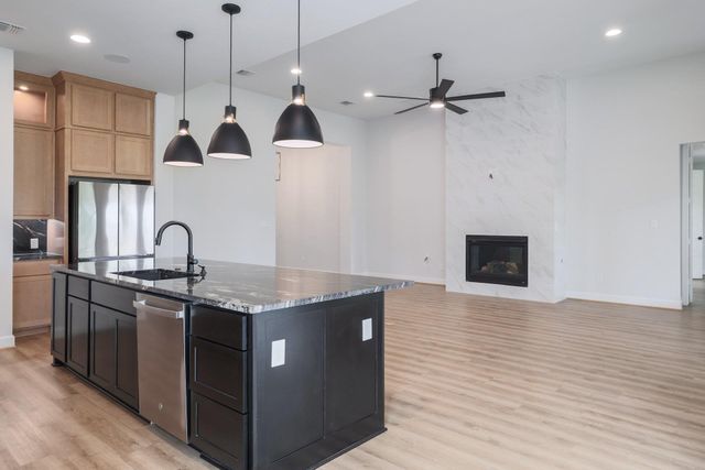 1408 Logan Del WAY, Leander, TX 78641