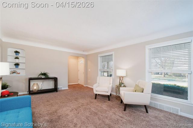 13621 Vernon Street, Oak Park, MI 48237