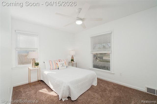 13621 Vernon Street, Oak Park, MI 48237