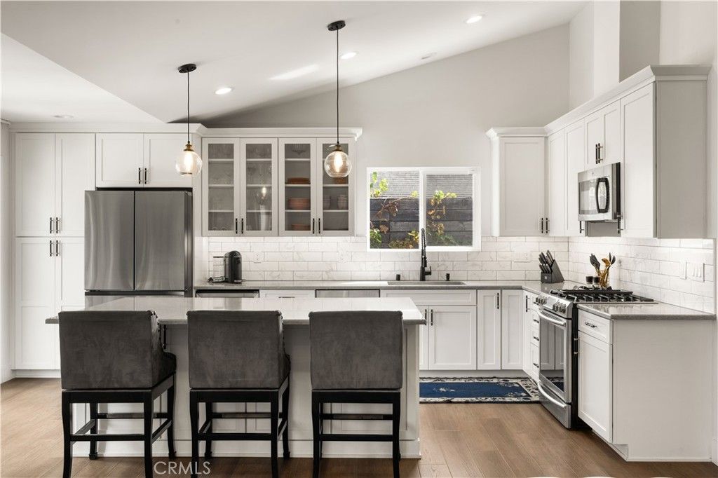 2049 Monrovia, Costa Mesa, CA 92627 — photo 5