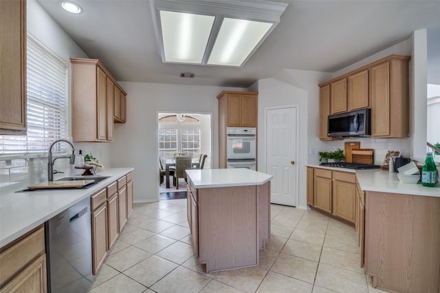 237 Mimosa Drive, Murphy, TX 75094