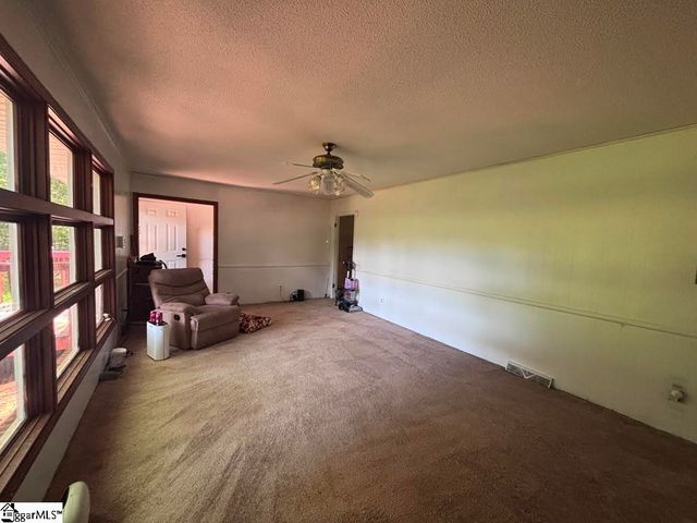 230 N Catherine Street, Pickens, SC 29671