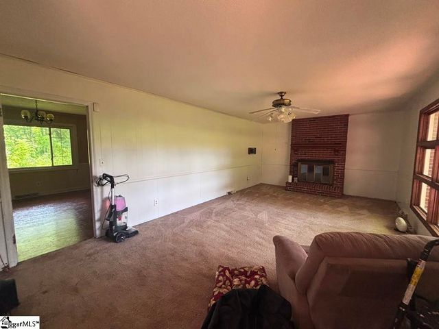 230 N Catherine Street, Pickens, SC 29671