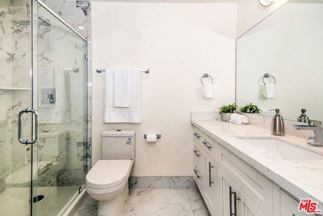 1237 S Holt Avenue 504, Los Angeles, CA 90035