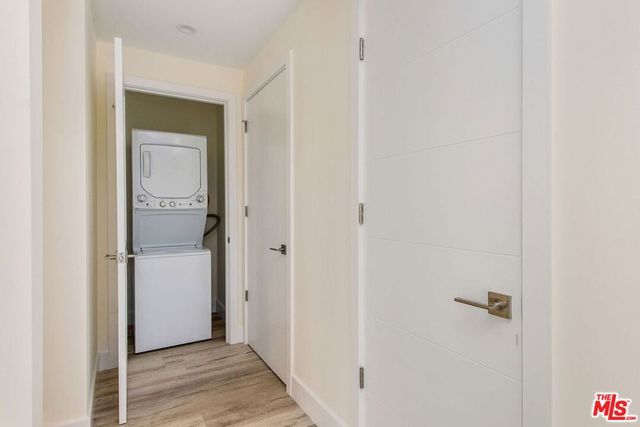 1237 S Holt Avenue 504, Los Angeles, CA 90035