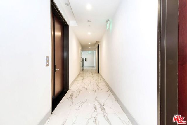 1237 S Holt Avenue 504, Los Angeles, CA 90035