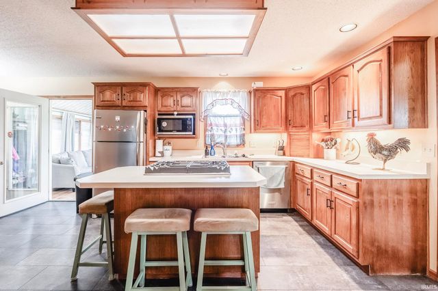 3582 County Road 34, Auburn, IN 46793