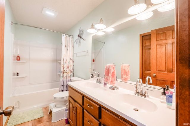 3582 County Road 34, Auburn, IN 46793