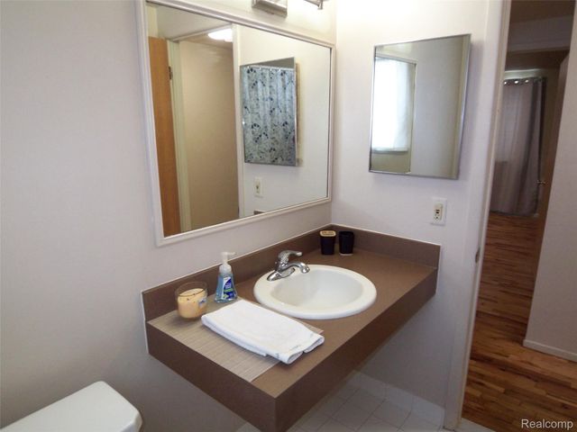 18708 Kendell Court, Clinton Charter Township, MI 48035