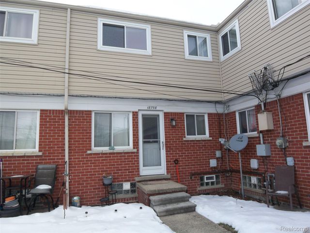 18708 Kendell Court, Clinton Charter Township, MI 48035