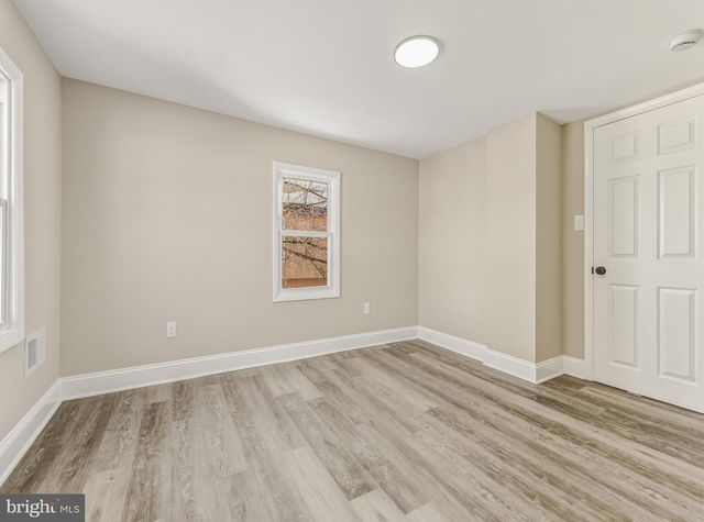 1012 E WALNUT RD, Vineland, NJ 08360