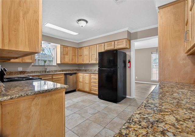 27210 Jimmy Lane, Conroe, TX 77385