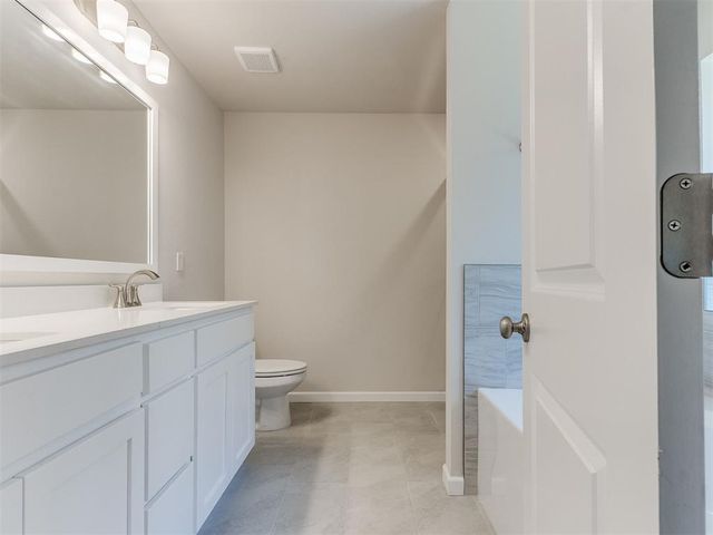 1717 Pin Cherry Lane, Moore, OK 73160