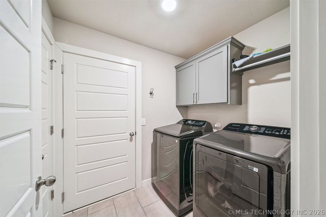 8708 N 73rd East Place, Owasso, OK 74055