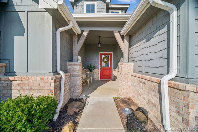 8708 N 73rd East Place, Owasso, OK 74055