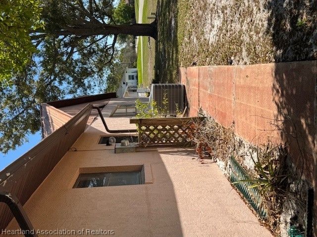 4326 Thompson Avenue, Sebring, FL 33875