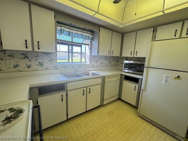 4326 Thompson Avenue, Sebring, FL 33875