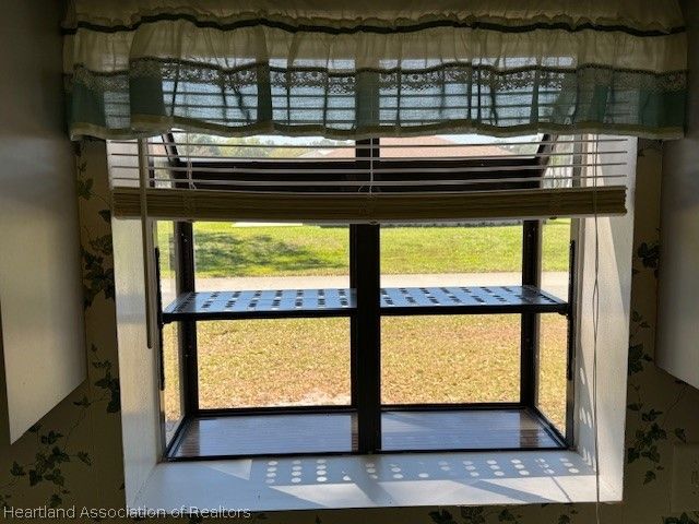 4326 Thompson Avenue, Sebring, FL 33875