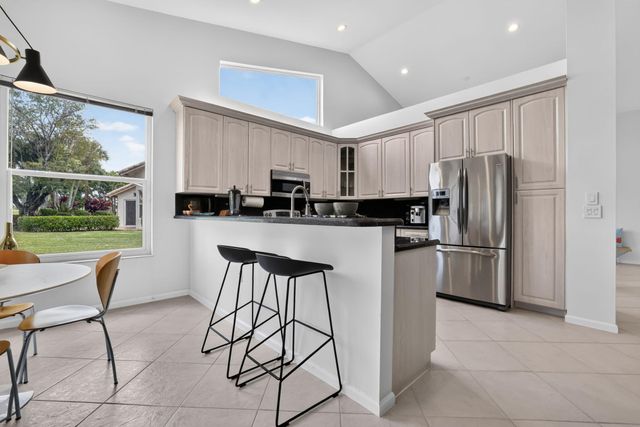 7171 Ashford Lane, Boynton Beach, FL 33472