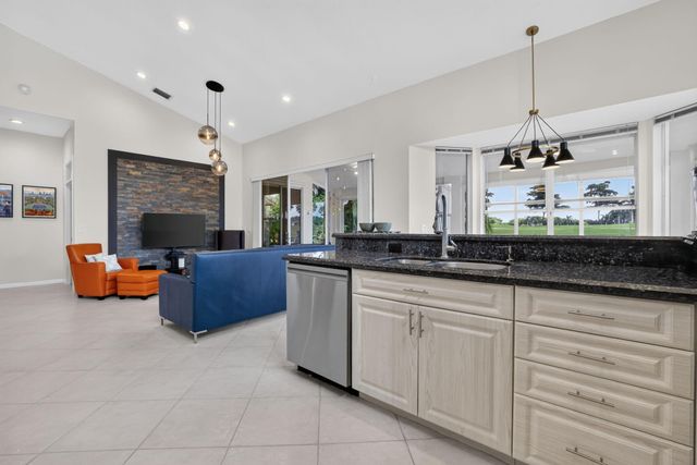 7171 Ashford Lane, Boynton Beach, FL 33472