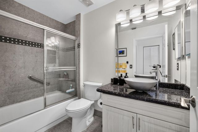 7171 Ashford Lane, Boynton Beach, FL 33472