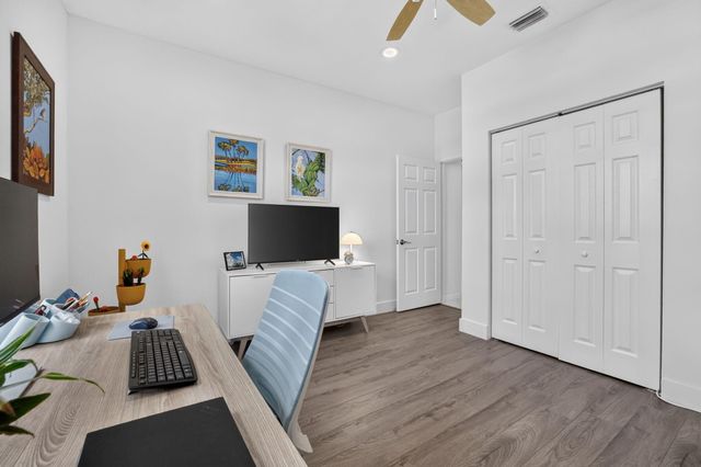 7171 Ashford Lane, Boynton Beach, FL 33472