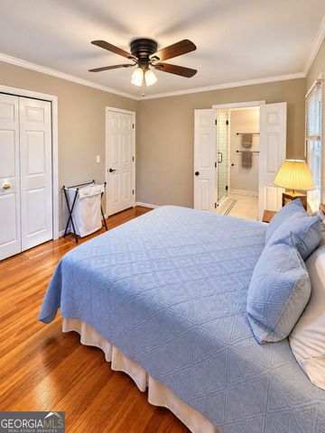 1300 Renee Drive SW, Lilburn, GA 30047