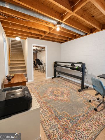 1300 Renee Drive SW, Lilburn, GA 30047