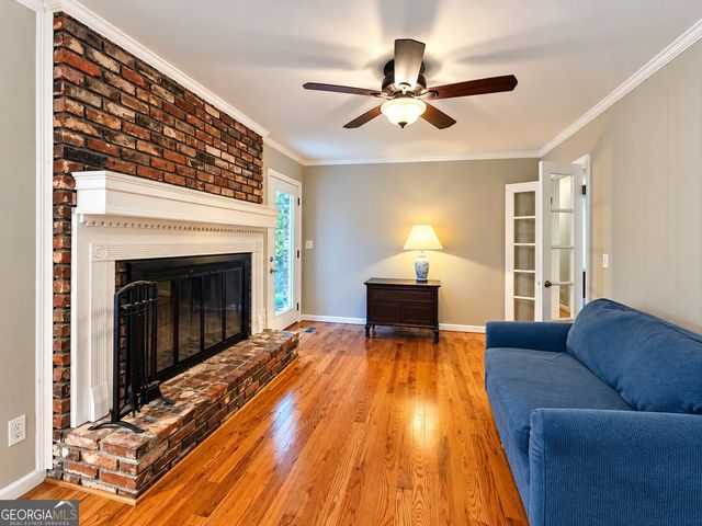 1300 Renee Drive SW, Lilburn, GA 30047