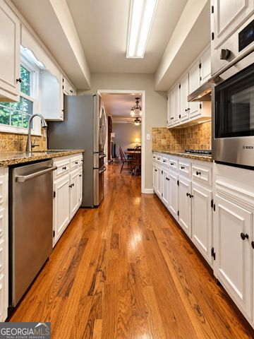 1300 Renee Drive SW, Lilburn, GA 30047