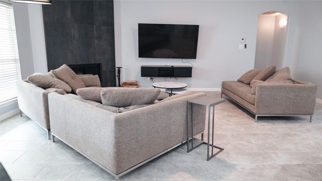 12822 Ravens Chase Lane, Cypress, TX 77429